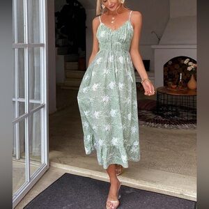 Elegant Green Floral Midi Dress